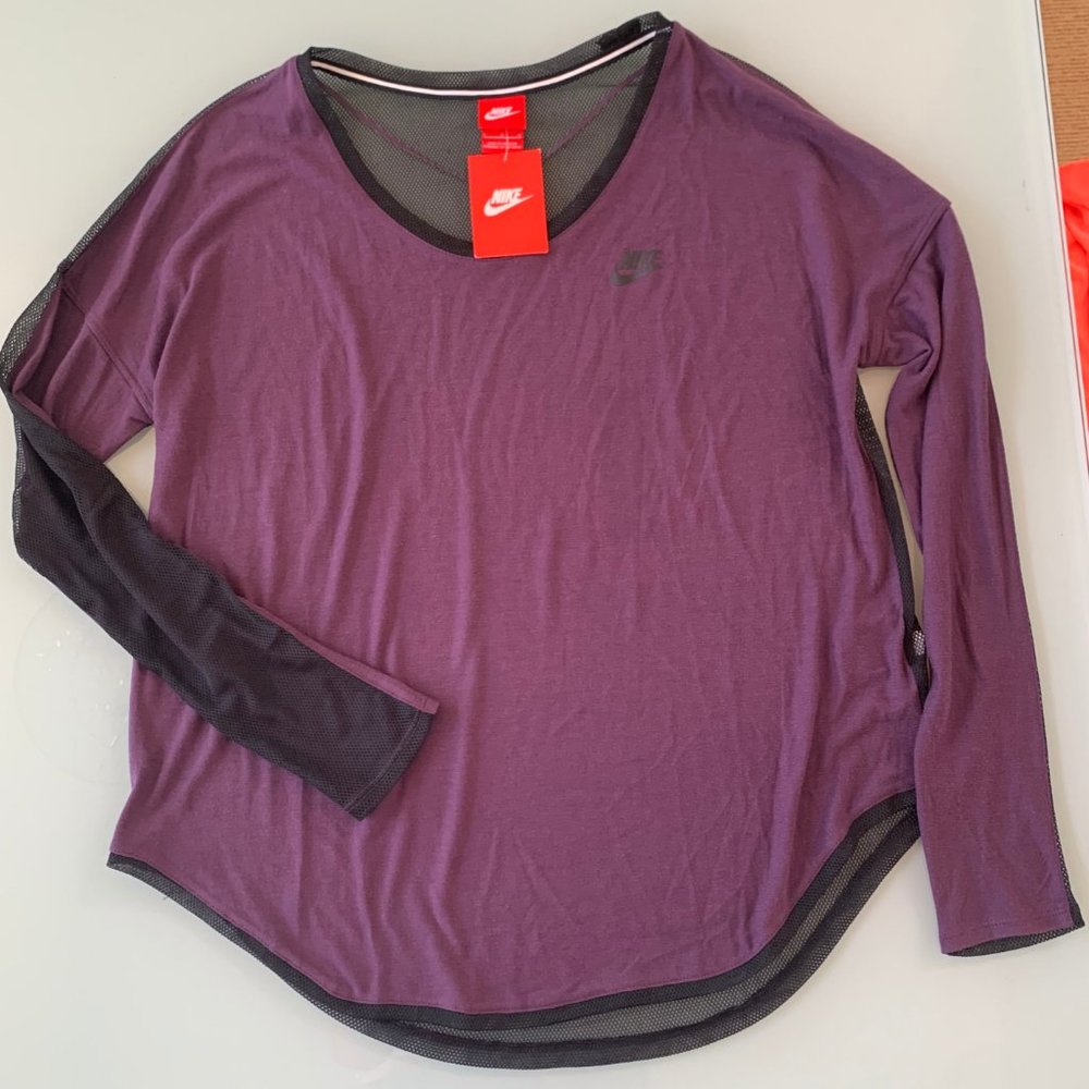 LARGE Women's Workout Athletic Sports Top Wear Bundle of 4, UA Nike & Ad… - Picture 5 of 14